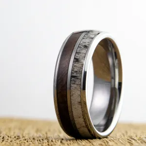 "The Hunter" Riflestock walnut and Deer antler on tungsten ring