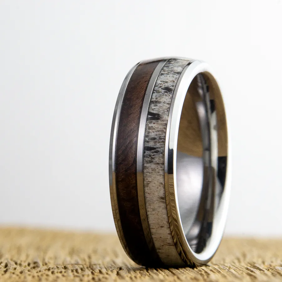 "The Hunter" Riflestock walnut and Deer antler on tungsten ring