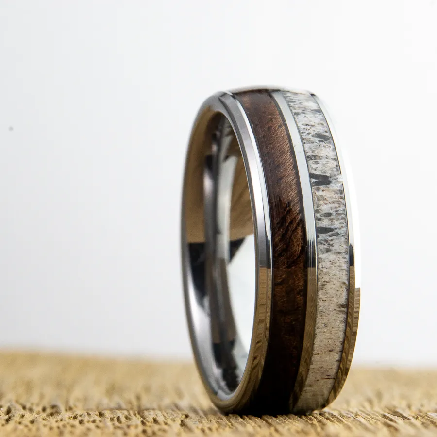 "The Hunter" Riflestock walnut and Deer antler on tungsten ring