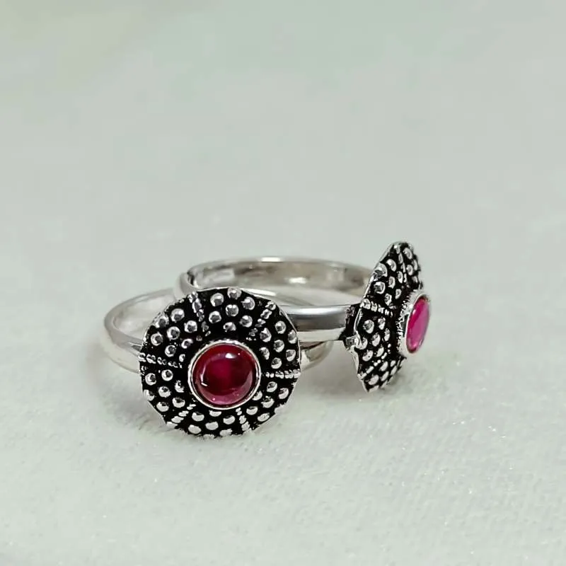 Round Silver Toe Ring with Beads- Red