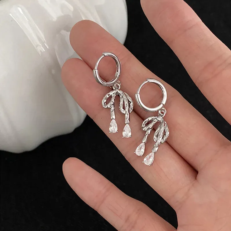 TAVIMART  -  Metal Bow Knot Zircon Earrings Women's Sweet Cute Elegant Fashion Earring