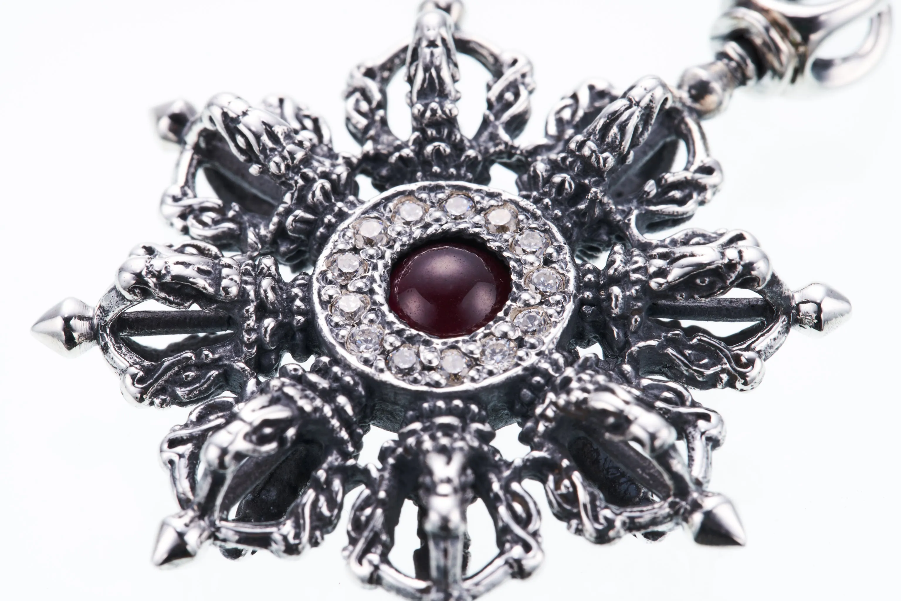 Wheel Dorje : S (Garnet) : Necklace Chain Set